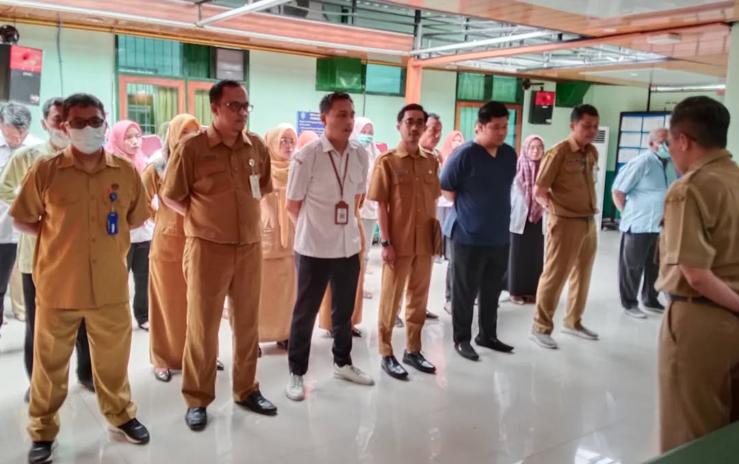 Apel Rutin Hari Senin - (Ada 1 foto)
